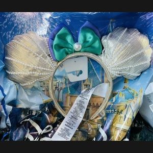 Disney Parks BaubleBar The Little Mermaid Seashell Pearl Ear Headband